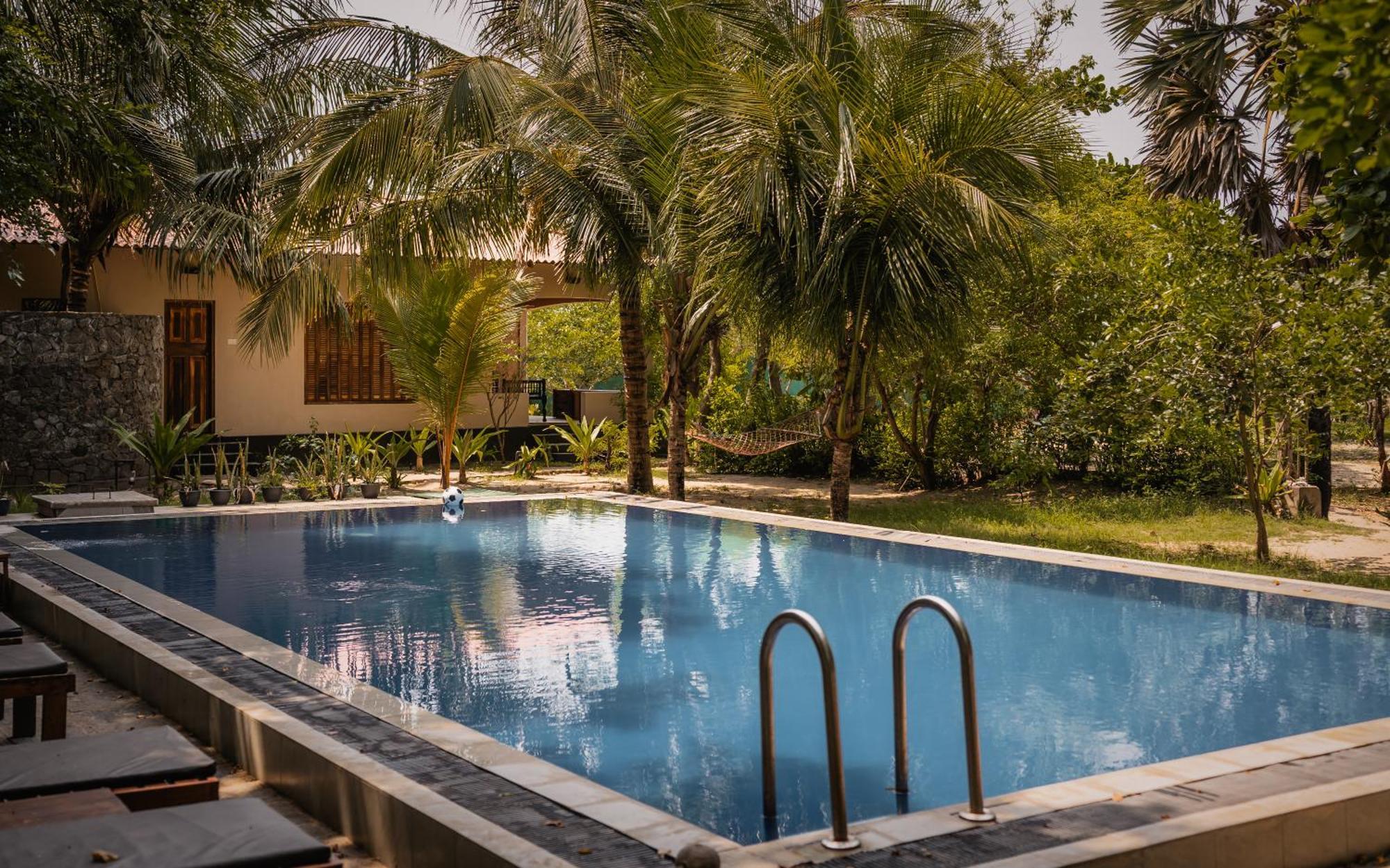 Hotel C Beyond Nilaveli Extérieur photo